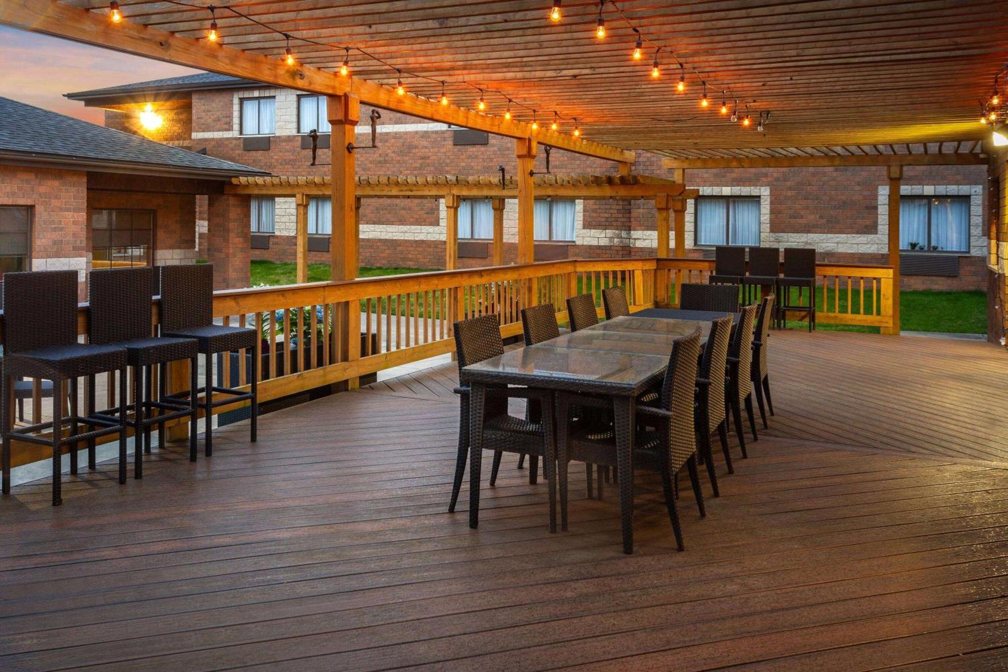 Baymont By Wyndham Copley Akron Extérieur photo
