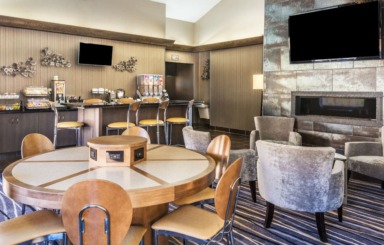 Baymont By Wyndham Copley Akron Extérieur photo
